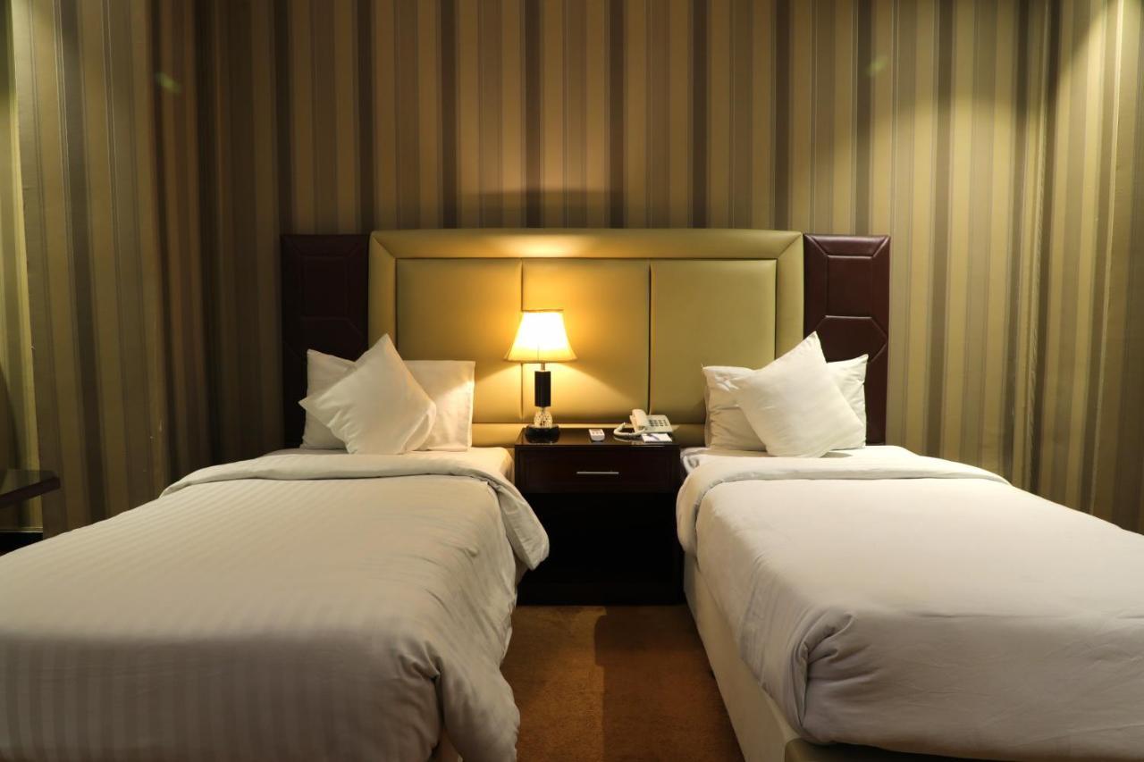 Rachna Hotel Gujranwala Eksteriør bilde
